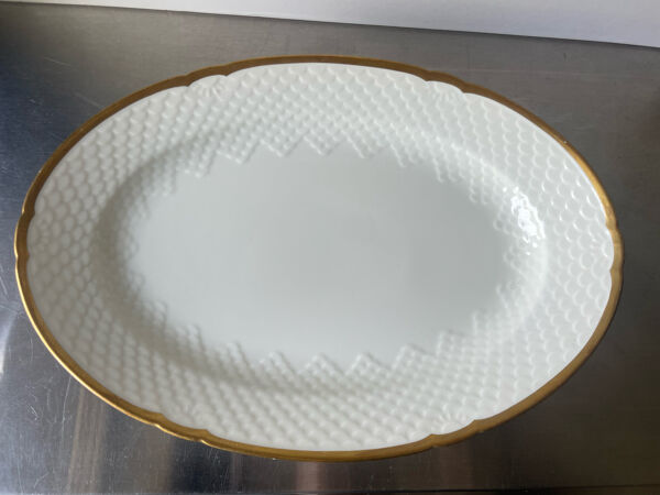 Plat oval par Bing & Grøndahl pour Royal Copenhagen