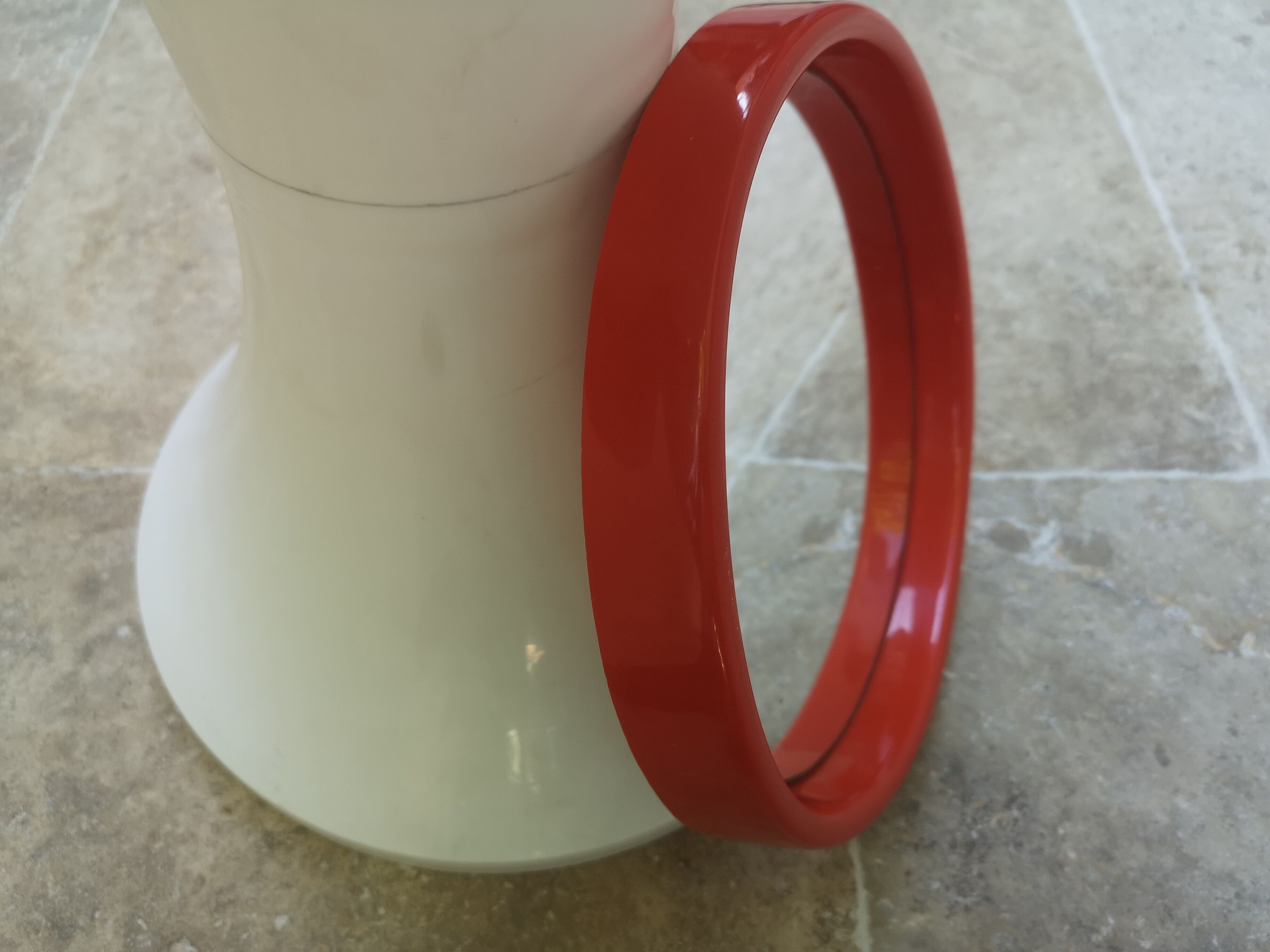 Plastic mirror 70s - 24cm