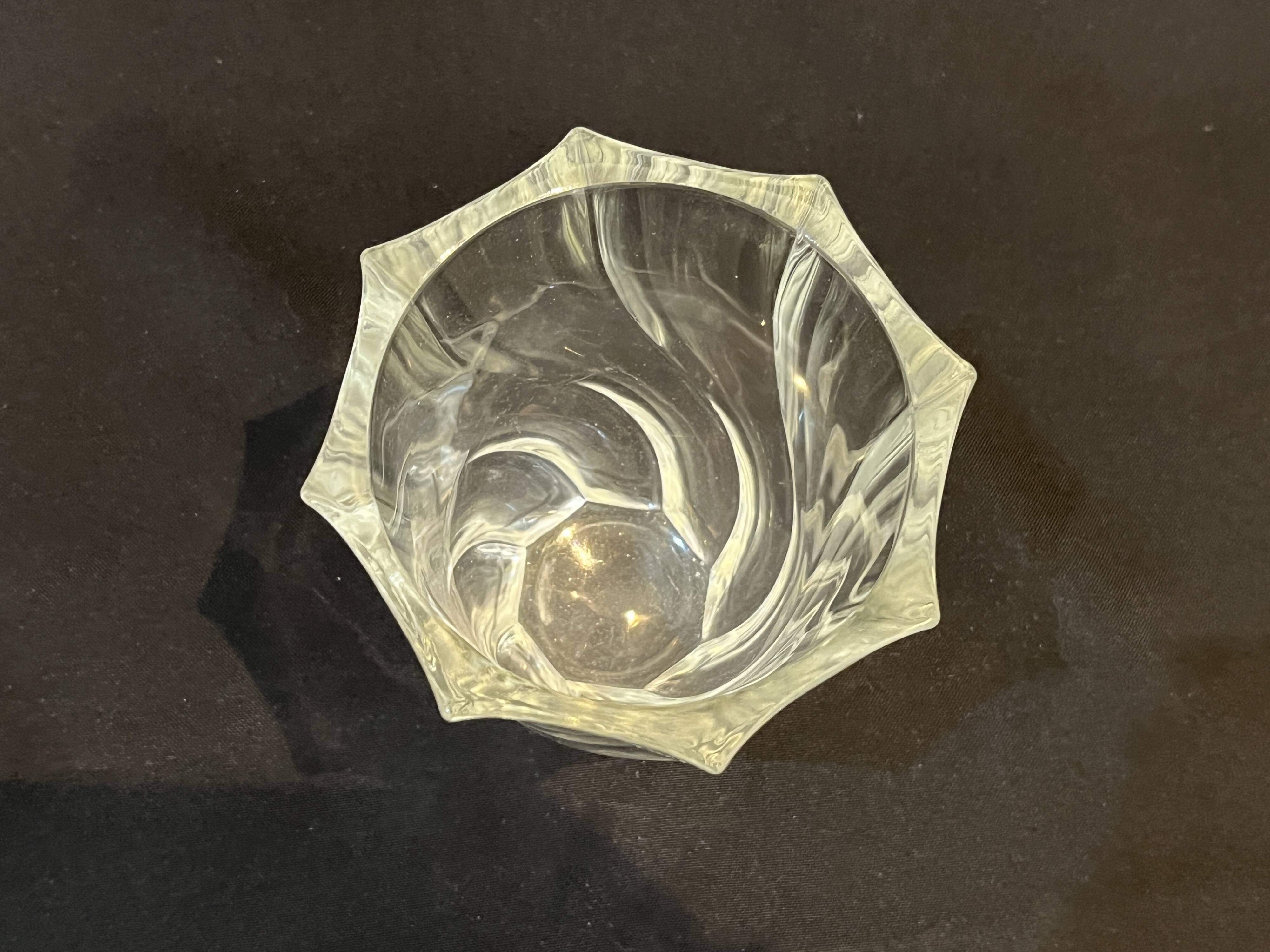 Luminarc vase in transparent glass swirl from the Arques glassworks 1970
