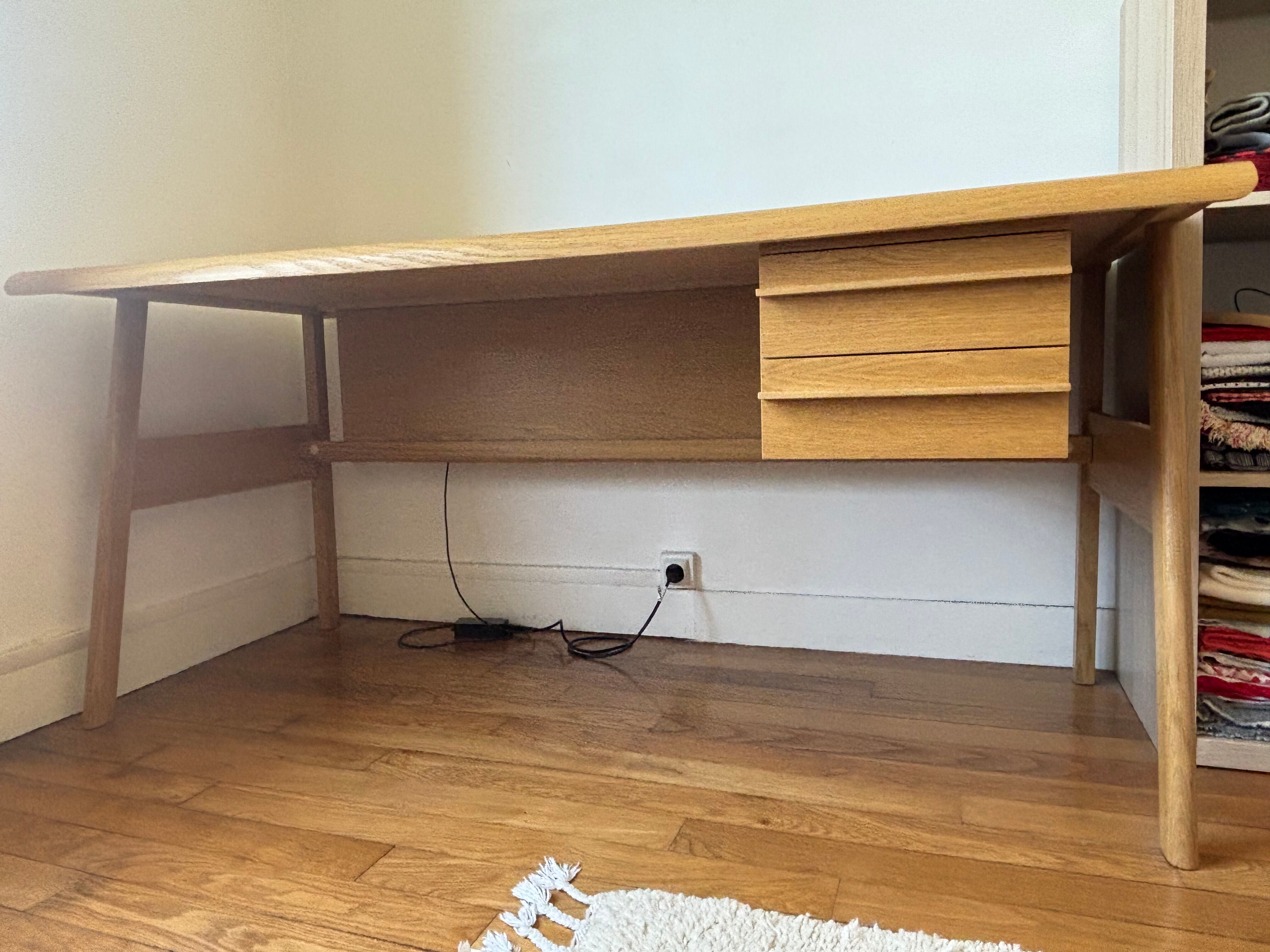 Oak desk