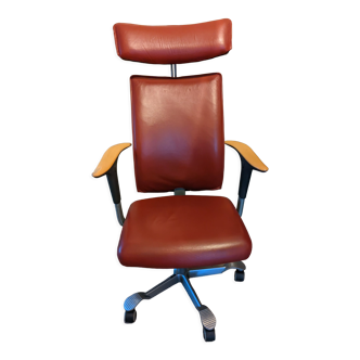 Ergonomic office chair H05 by HAG