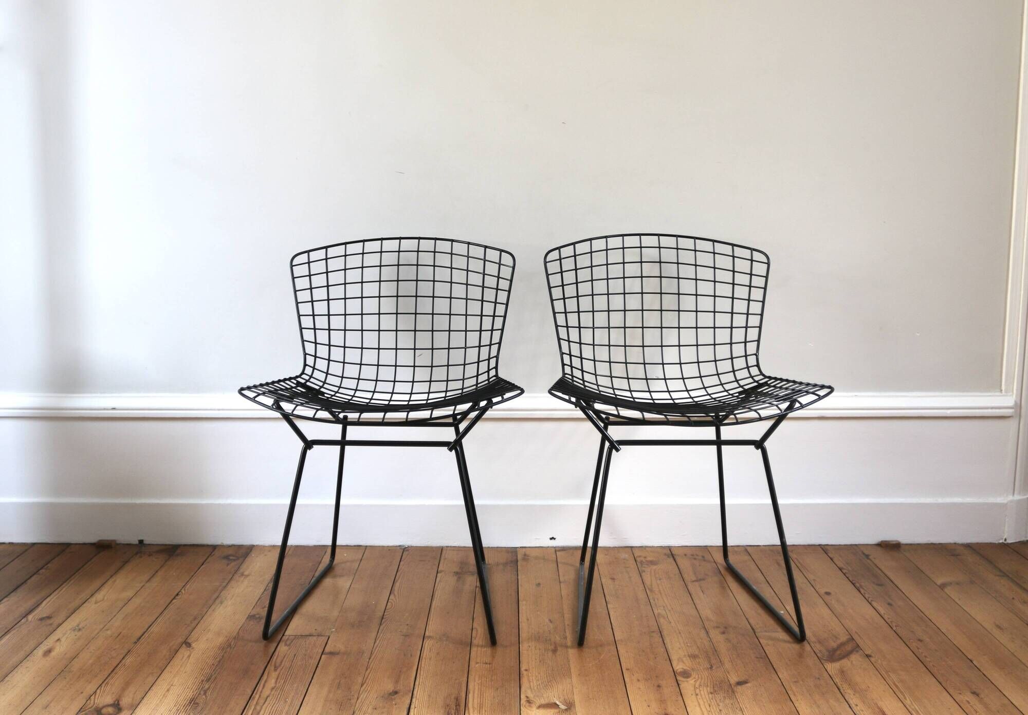 Pair of vintage Bertoia Wire chairs