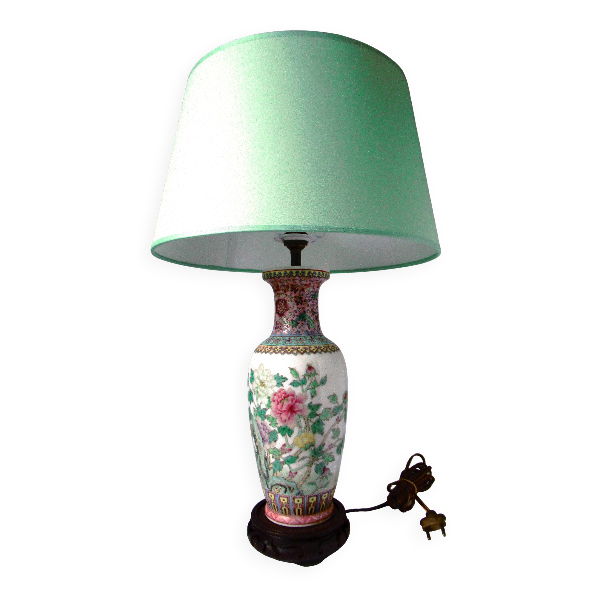 LIVING ROOM LAMP