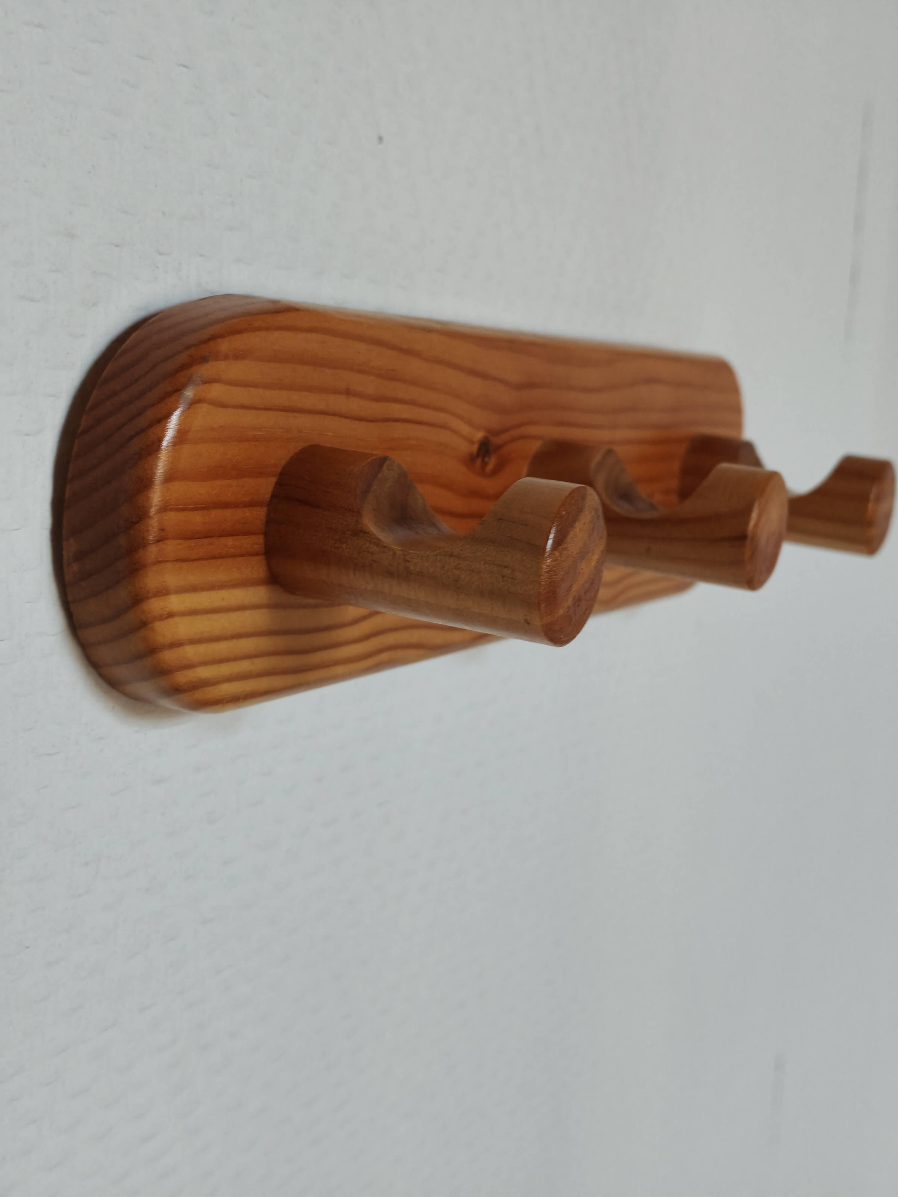 Wall hook in pine – 1970s – "Les Arcs" style