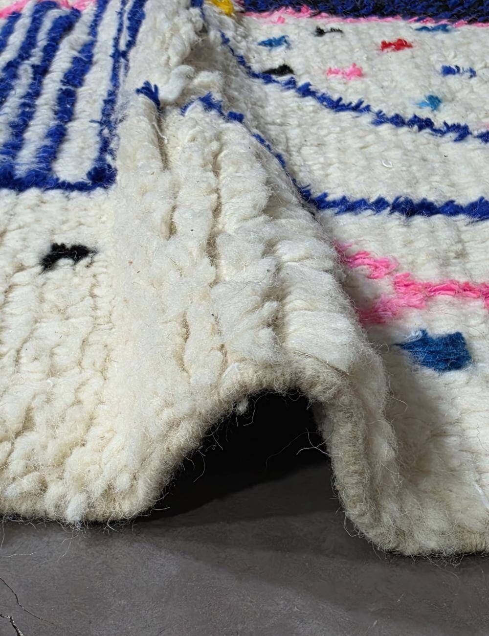 Contemporary Azilal Rug - 220 x 180 cm