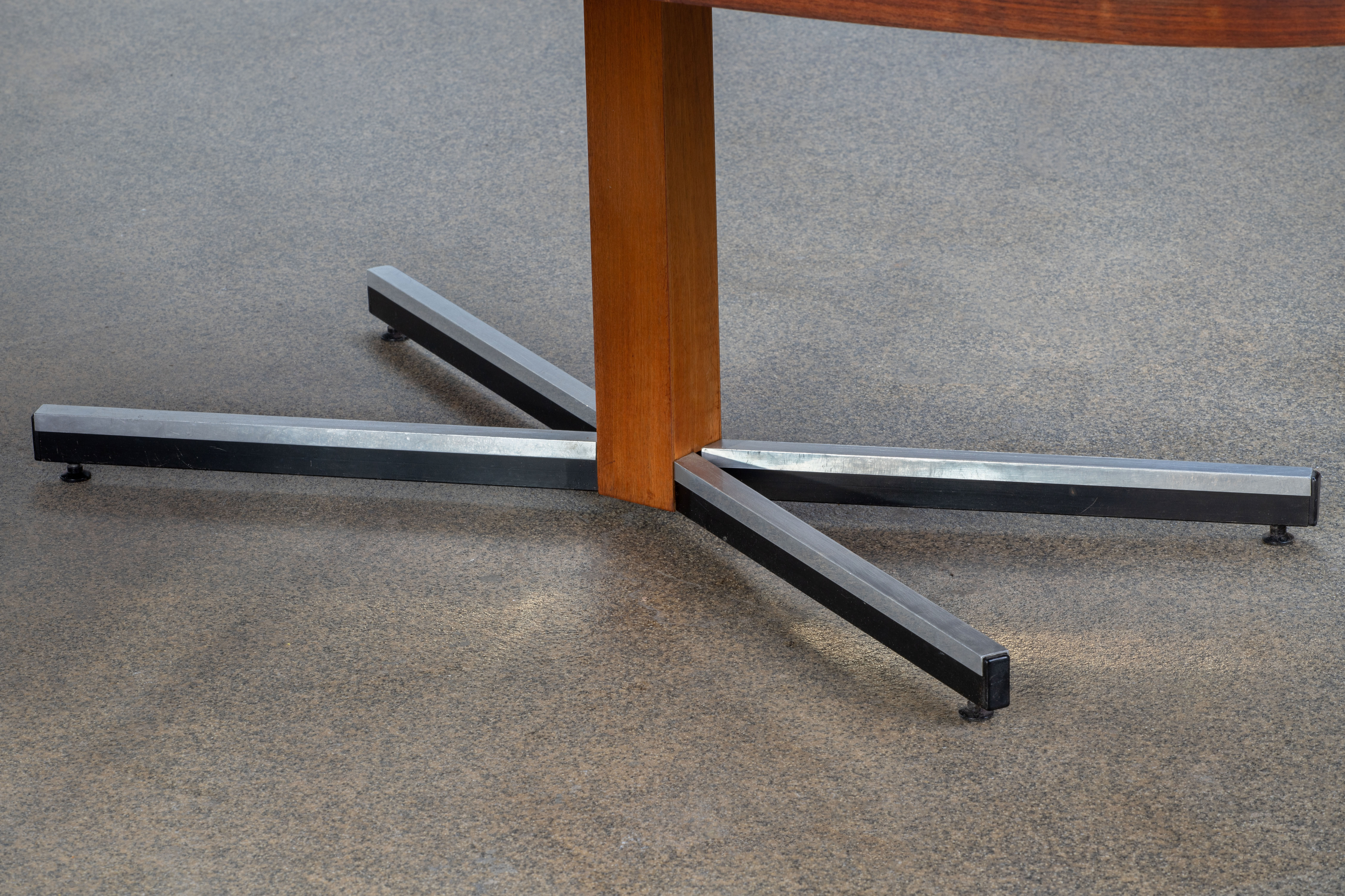 Vintage Scandinavian Table – 160 cm