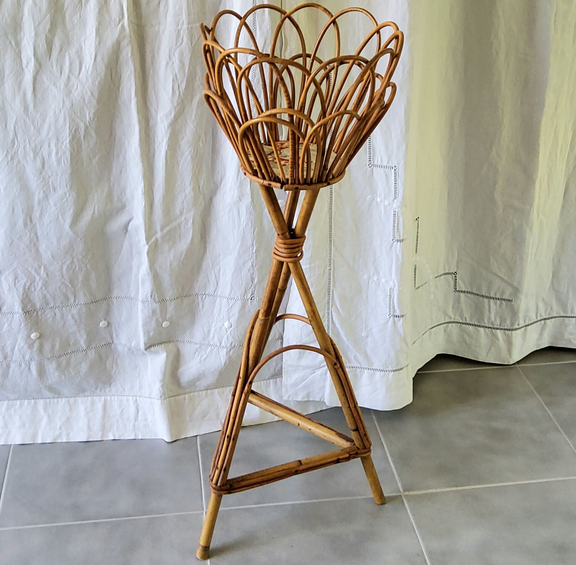 Porte-plante en rotin et bambou