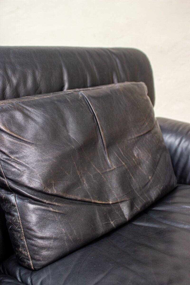 Vintage 2011 Two-Seater Leather Sofa by de Sede, 1983
