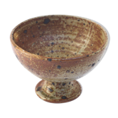 Coupe sur pied en grès pyrité