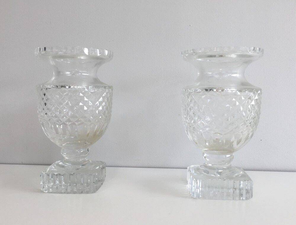 Pair of crystal vases in the Médicis style