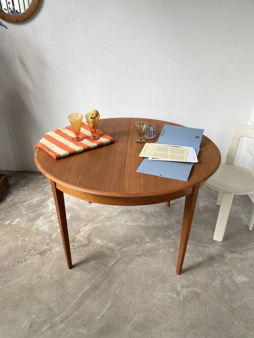 Scandinavian round teak table with extension