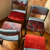 Set of 4 self-chairs with sled base