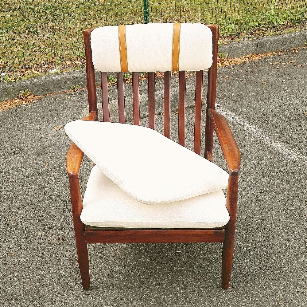 Pair of armchairs by Grete Jalk, Glostrup Publishing, Denmark