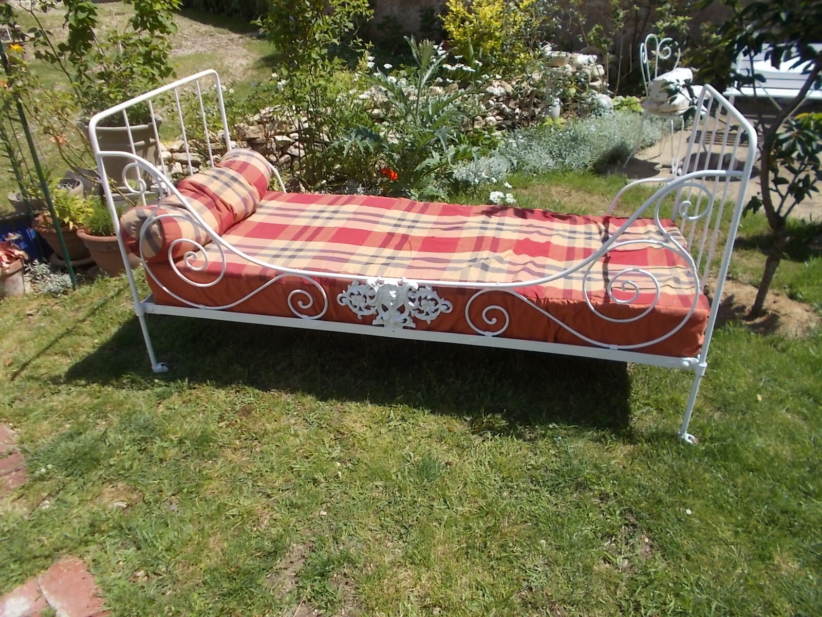 Adult wrought iron bed