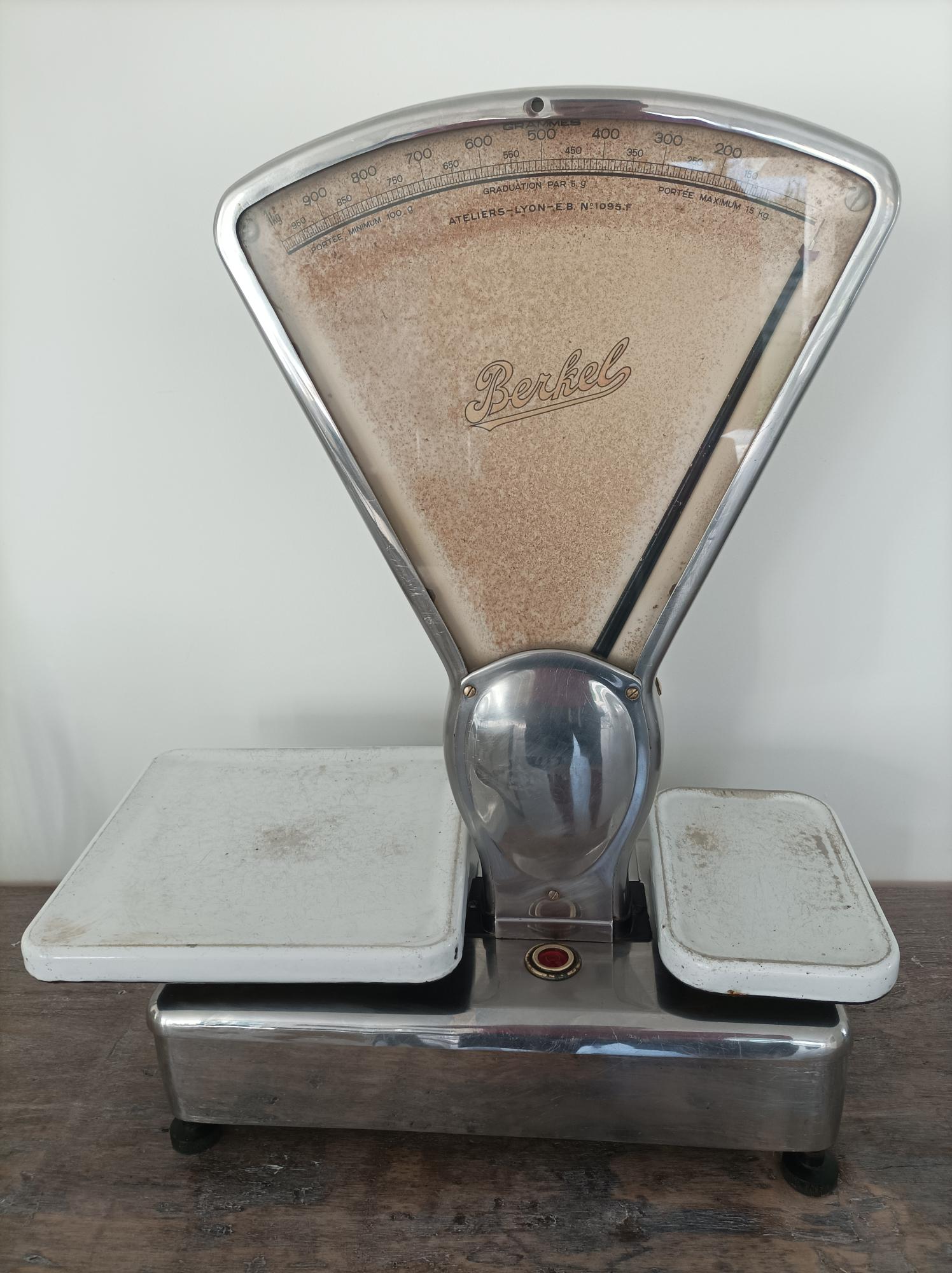 Grocer's scale Berkel chrome