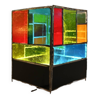 Stained glass lamp