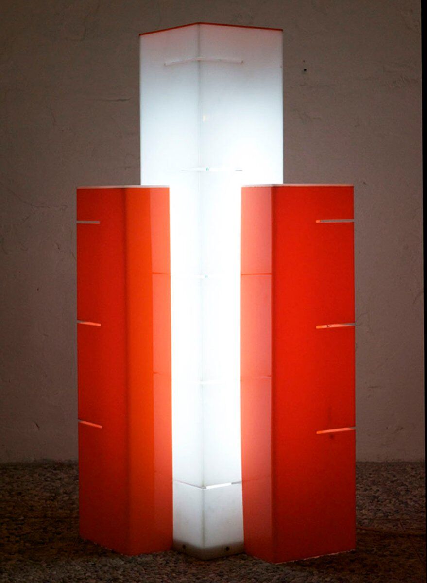 Lampadaire gratte-ciel en verre acrylique, années 1960