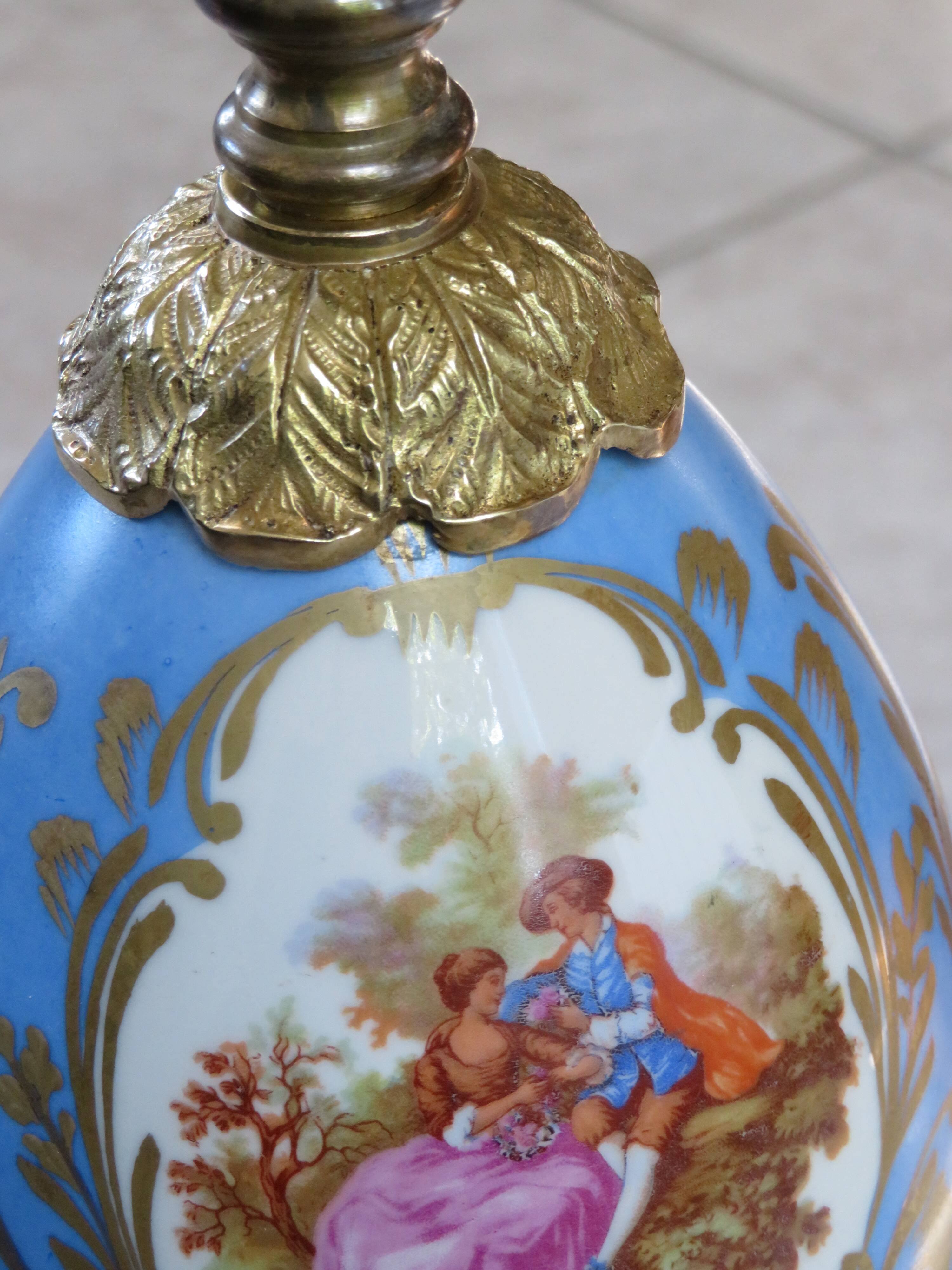 Bronze and blue porcelain floor lamp from the early 20th century.
