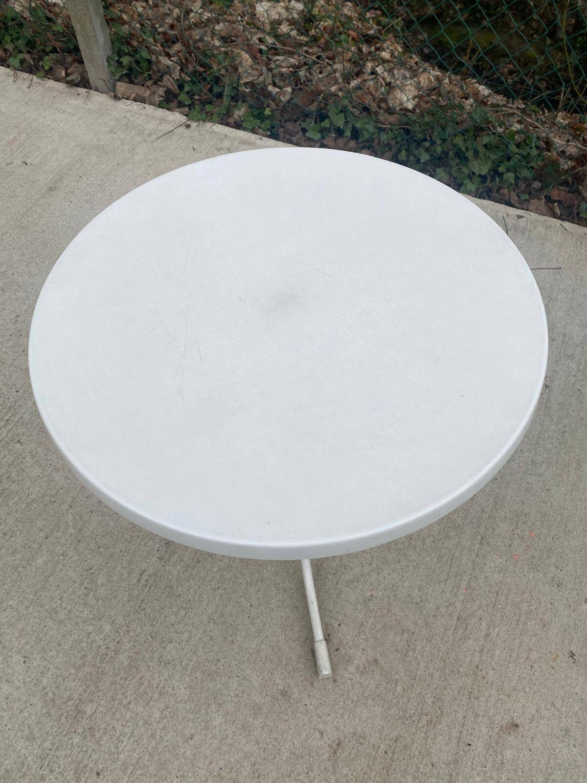 Round bistro table in wood and white steel with central tulip leg 60cm