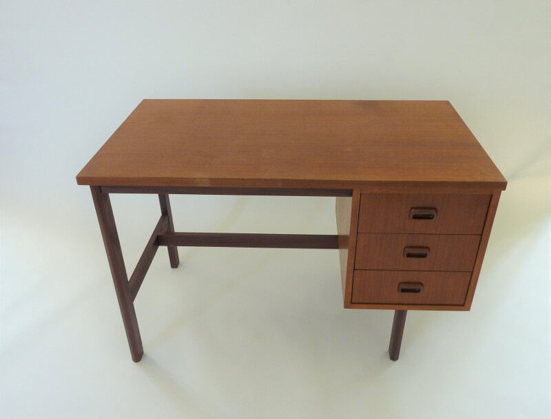 Desk 3 drawers