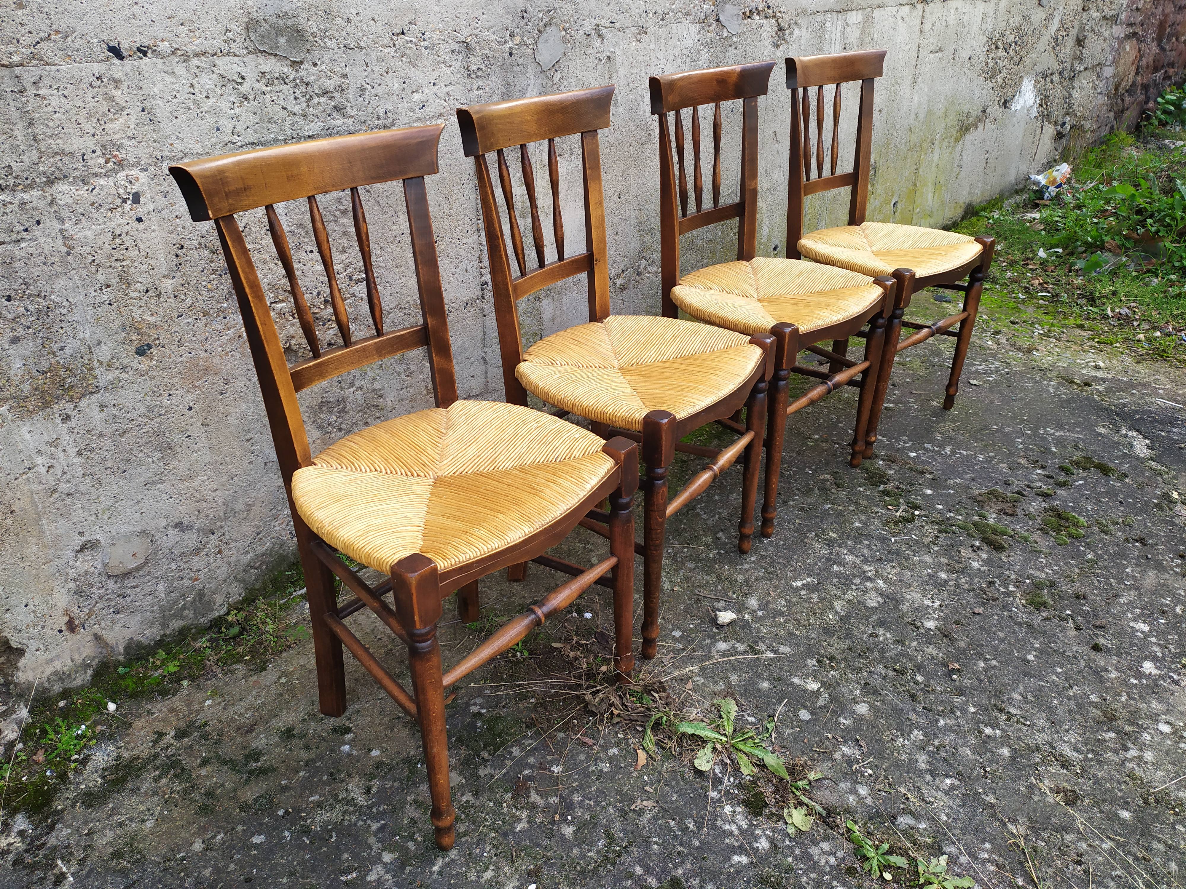 Chaises paillés rustique