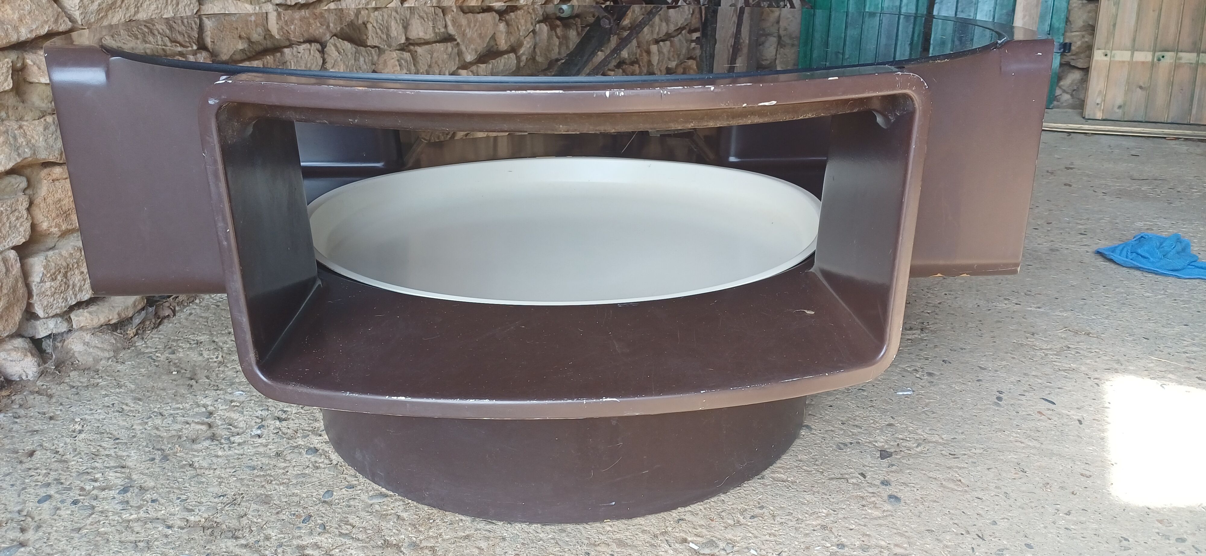 Table  ufo jean maneval