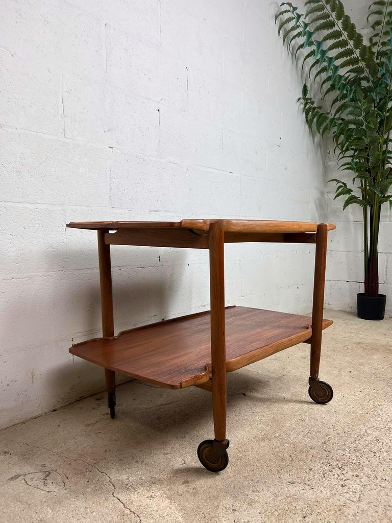 Desserte en bois vintage