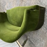 Toad sofa in green velvet
