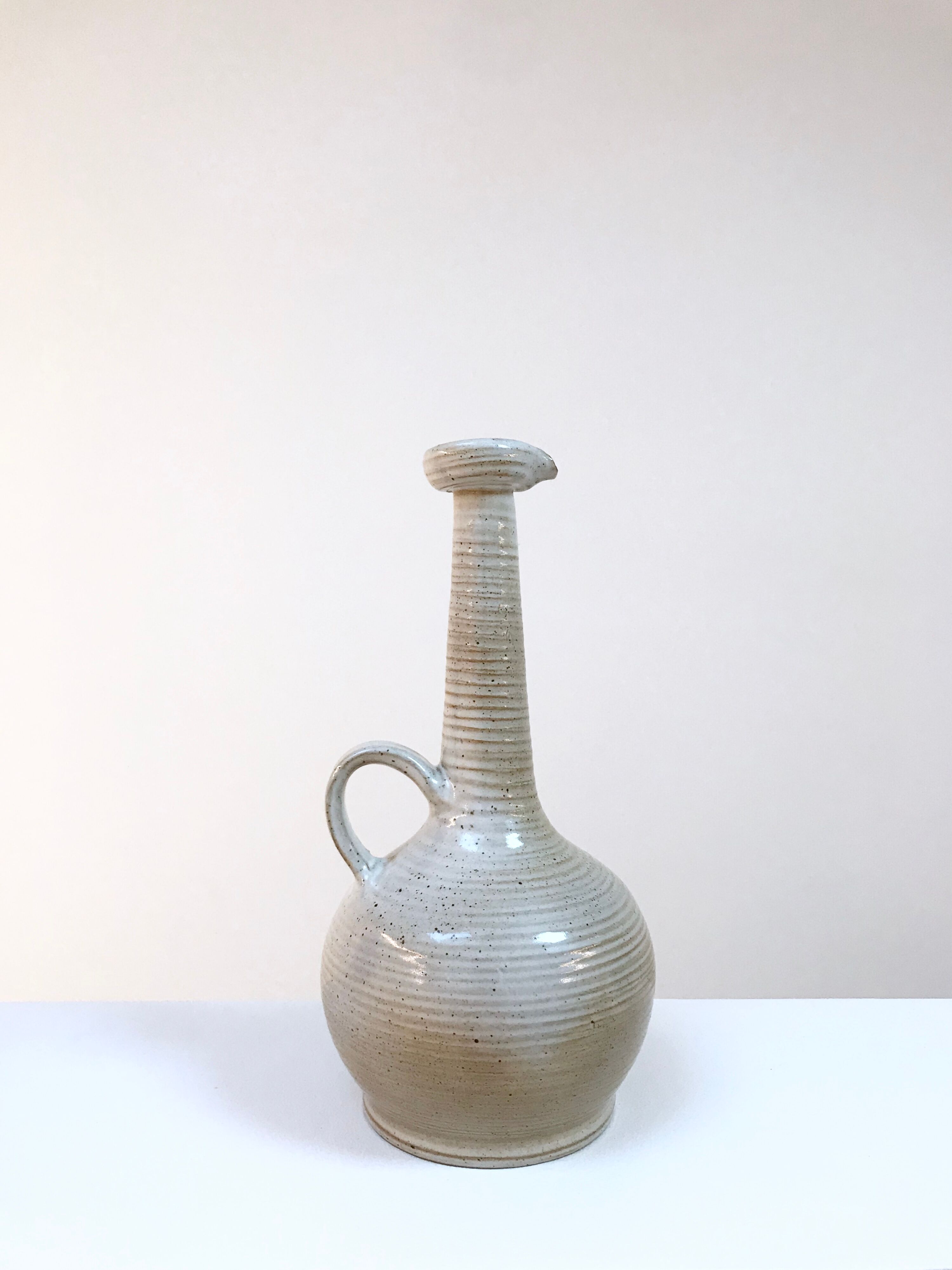 Marsh sandstone vase
