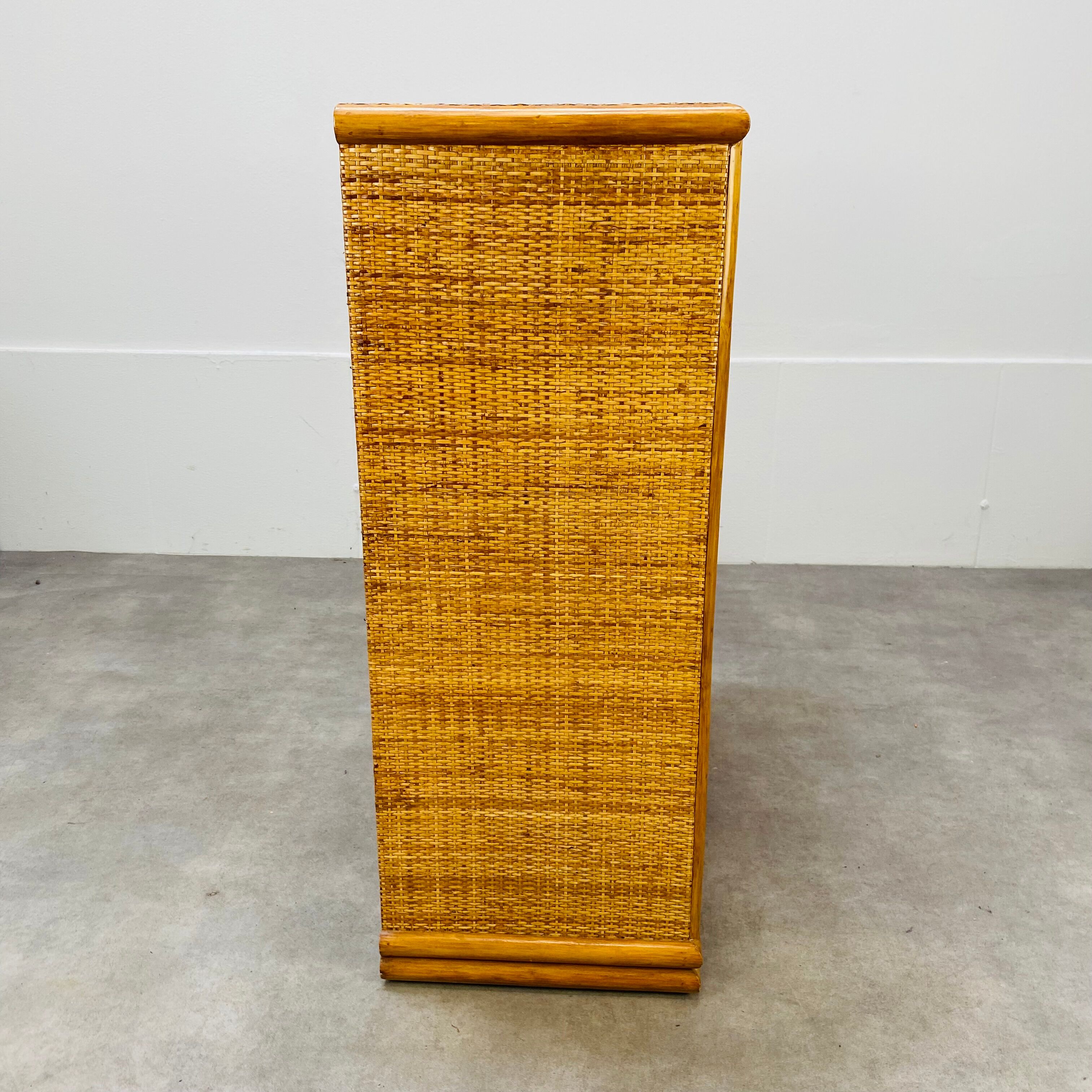 Rattan chest of drawers 60s