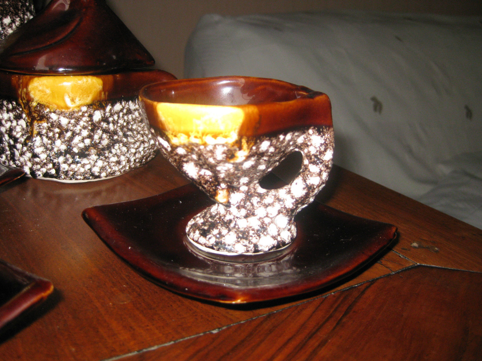 Service coffee a Vintage modernist Fat lava Brown