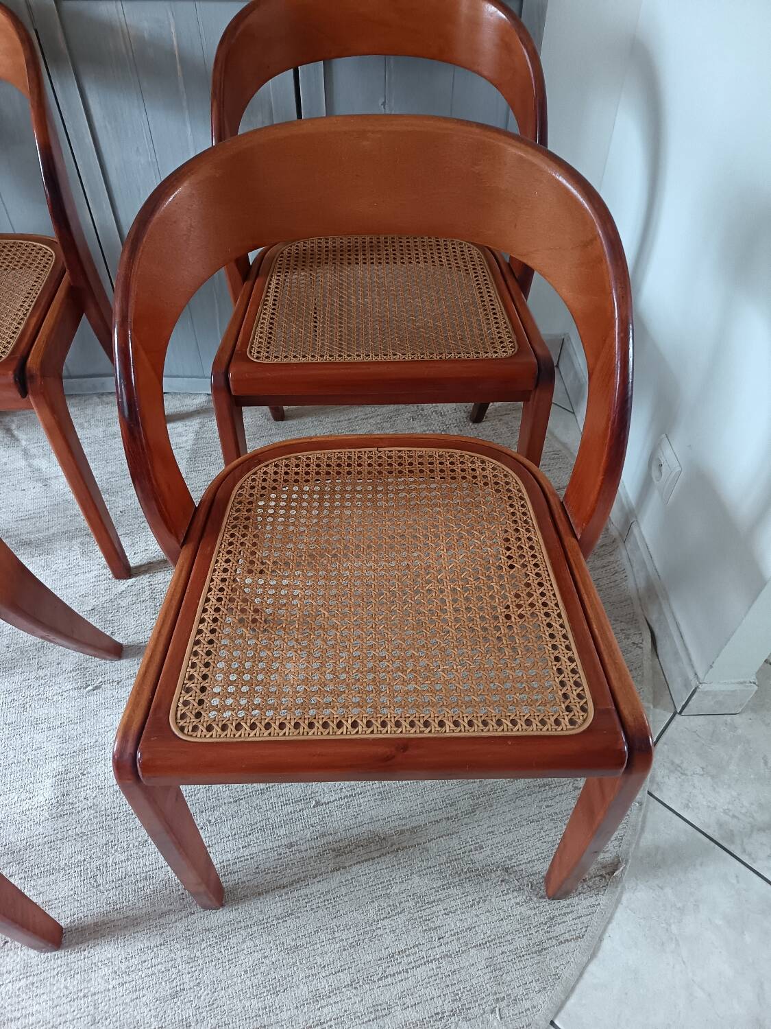 Baumann gondola chairs