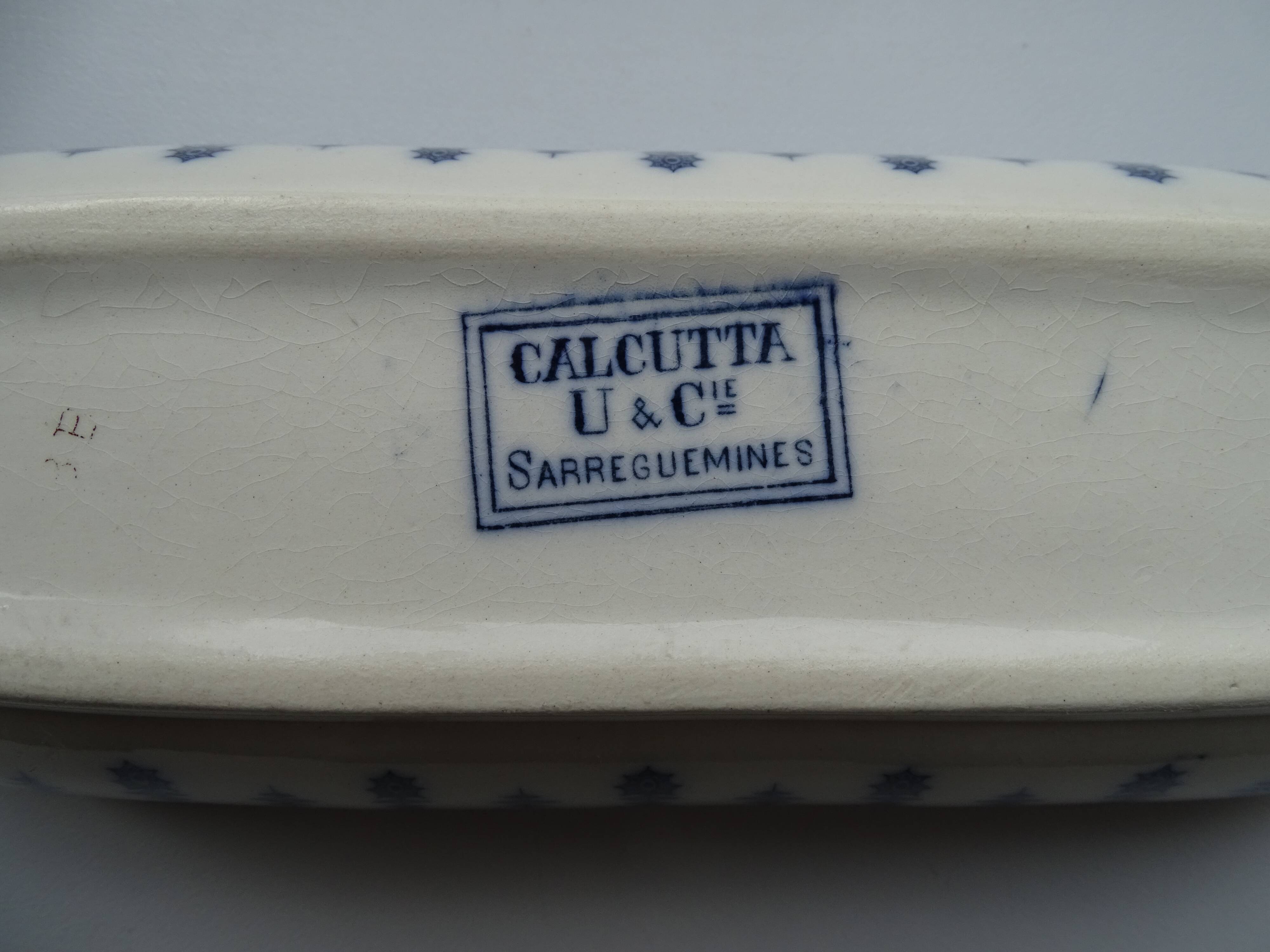 U & C Sarreguemines earthenware comb/toothbrush holder box, Calcutta model