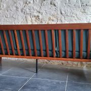 Vintage Scandinavian 3-seater canapé in solid wood