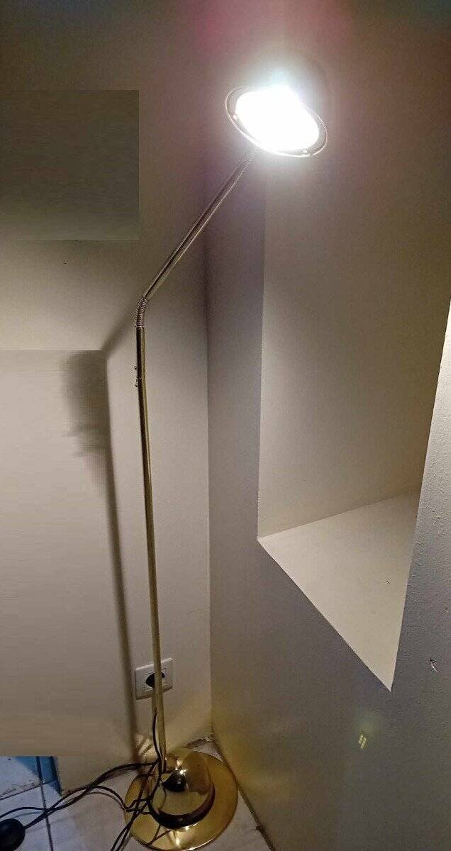 80s standing reading light "brillant éditeur".