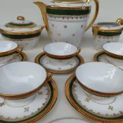 Limoges porcelain coffee service from the 1950s. For 6 people.
