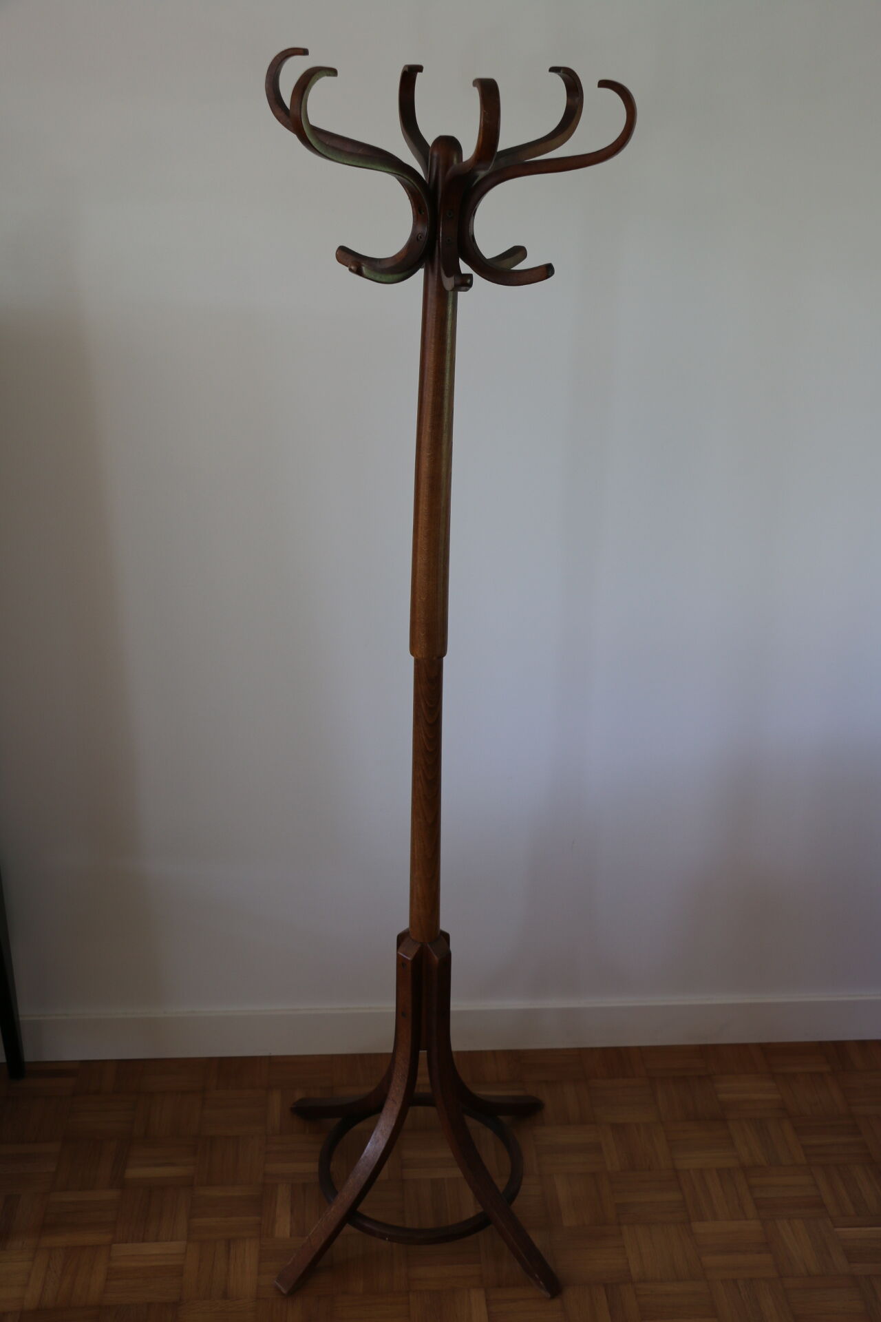 Baumann single dark beech parrot coat rack