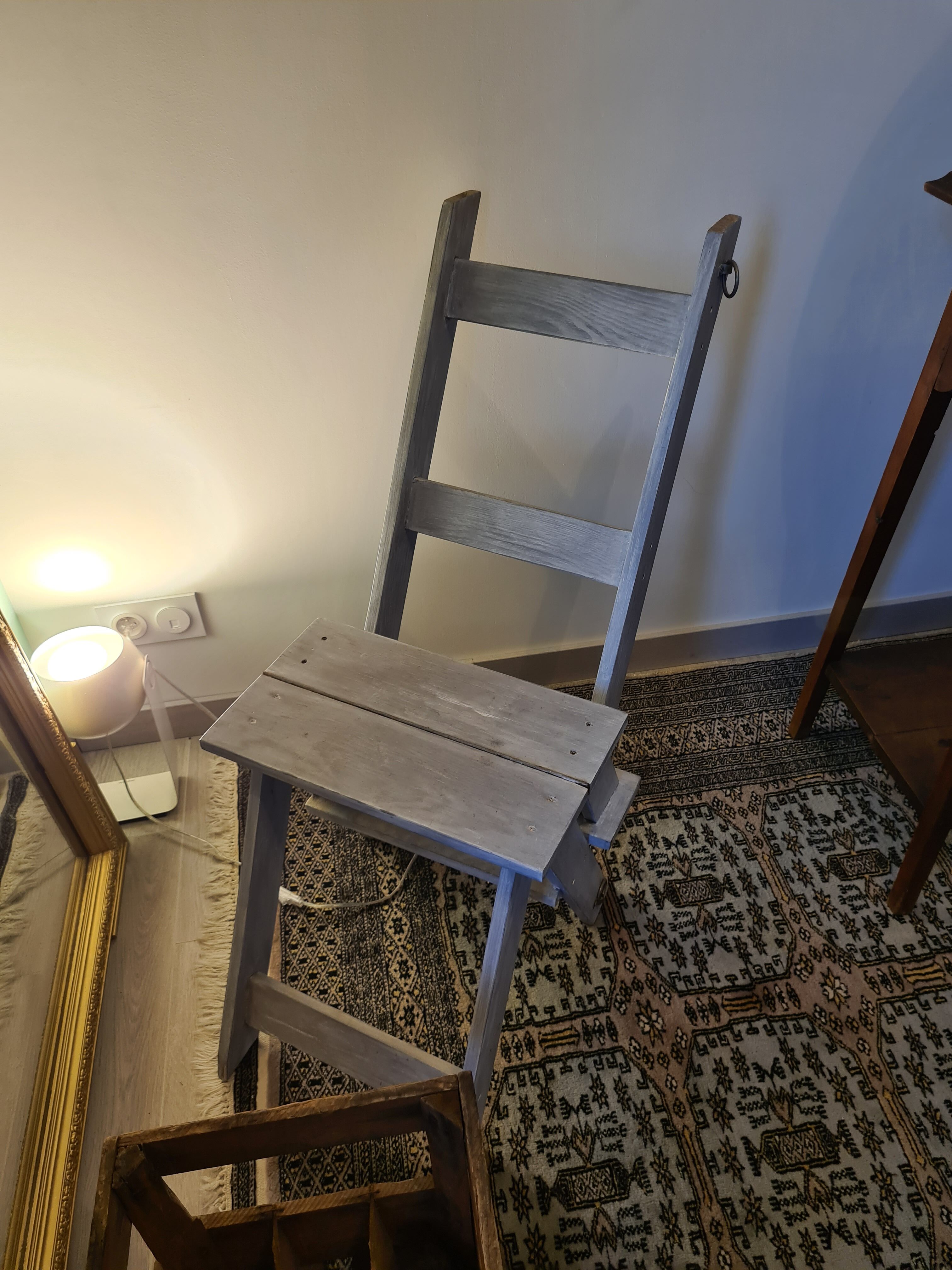 Vintage stepladder chair