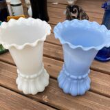 Vase en opaline