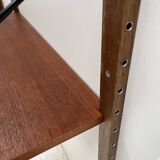 Wall unit by P. Cadobvius