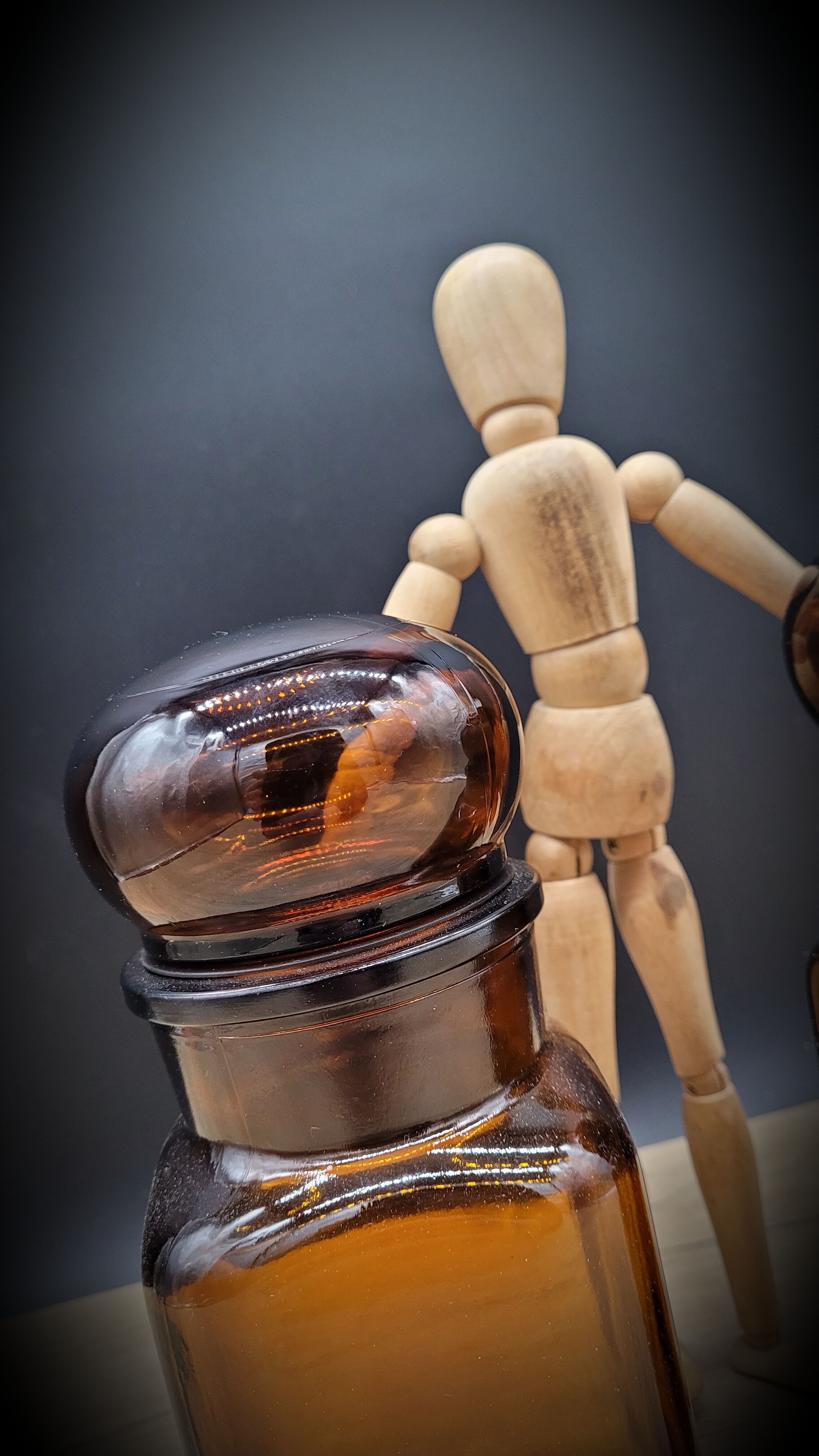 Duo apothecary vials round cap