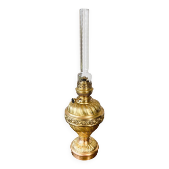 Large gilded brass oil lamp