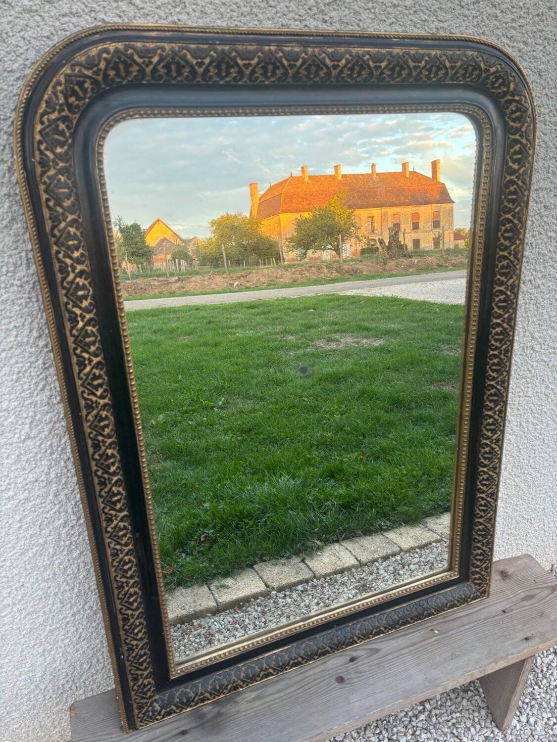 Miroir  Napoléon III bois ébonisé et dorure XIXe siècle