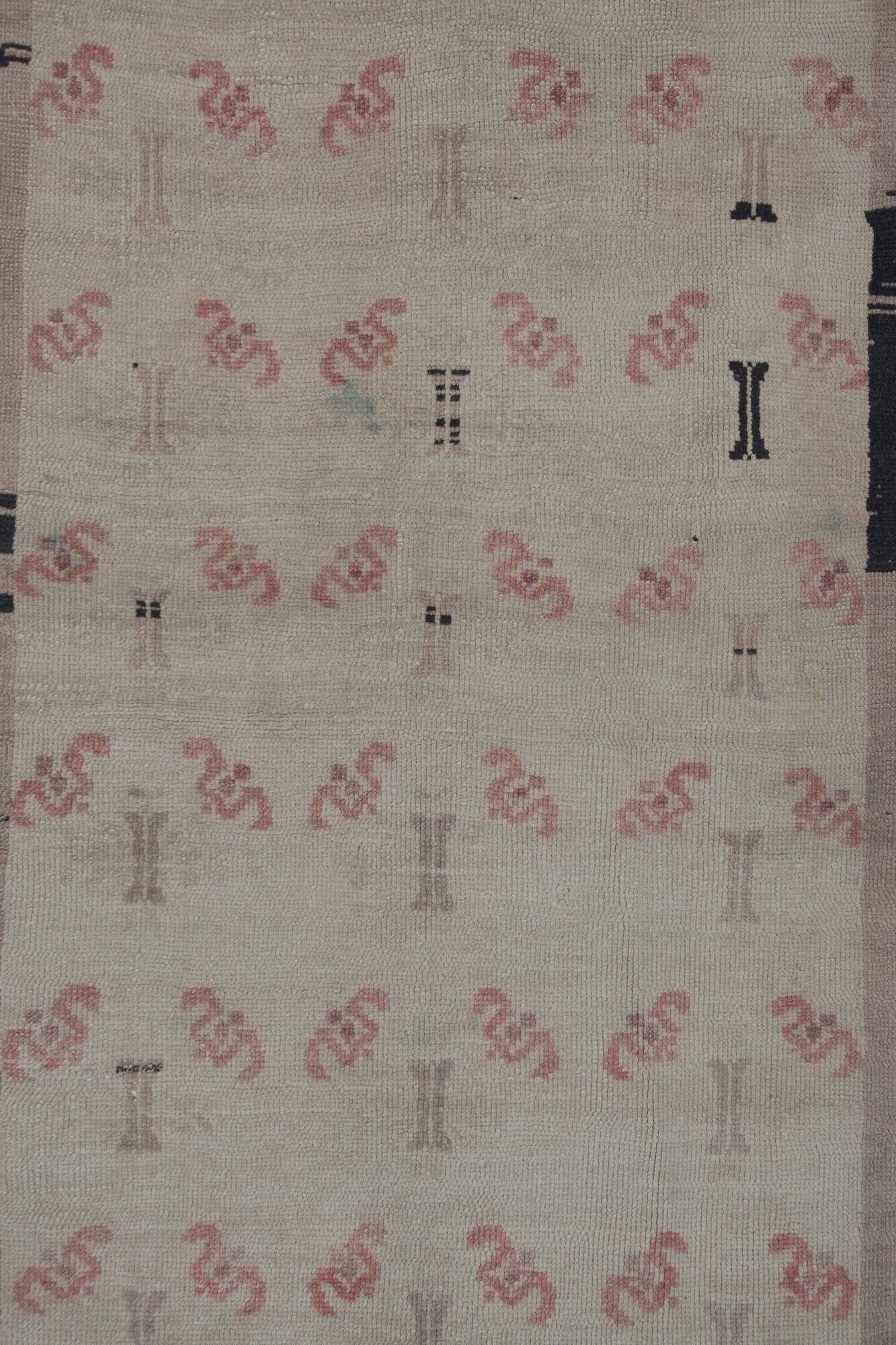 Vintage Turkish Oushak rug 93x184 cm