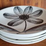 Set of 5 flat faience plates from gien black flower pattern 70s