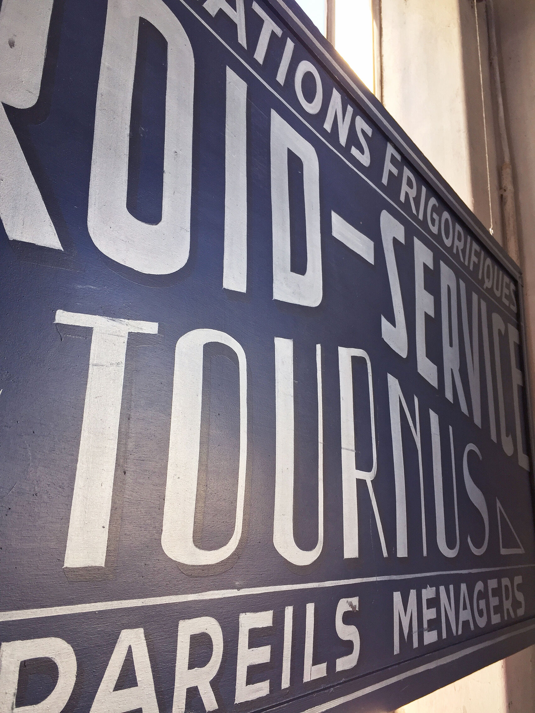 Hand-painted Frigo sign XXL 2x1m