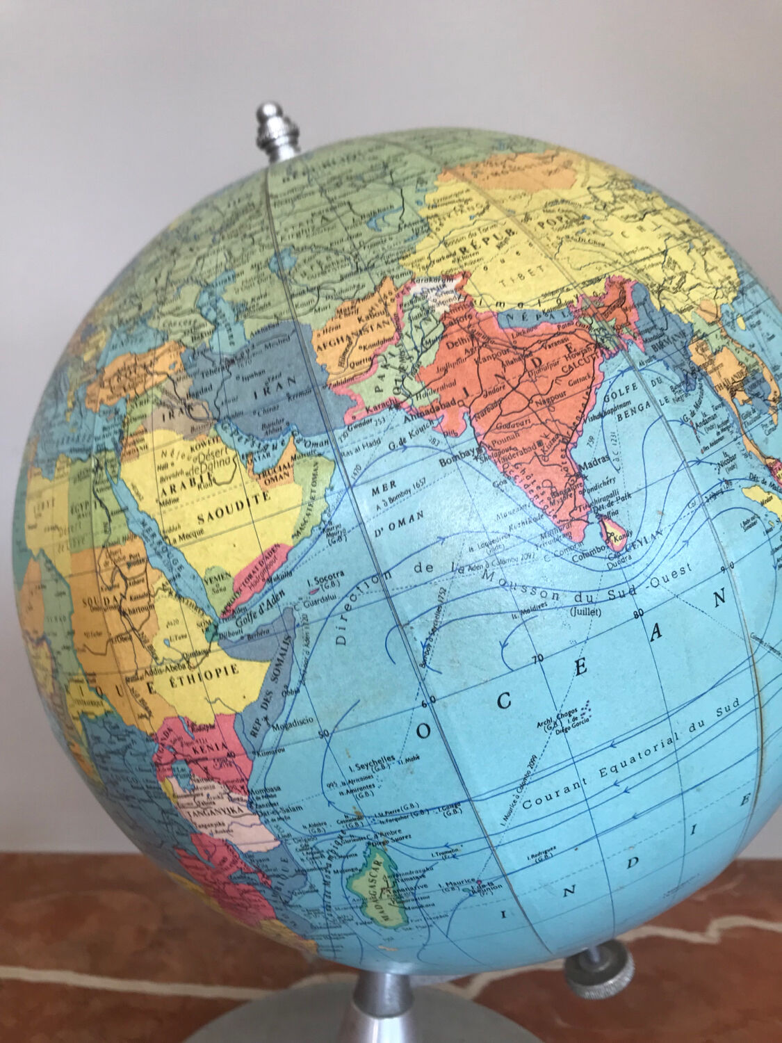 Vintage 1960s globe