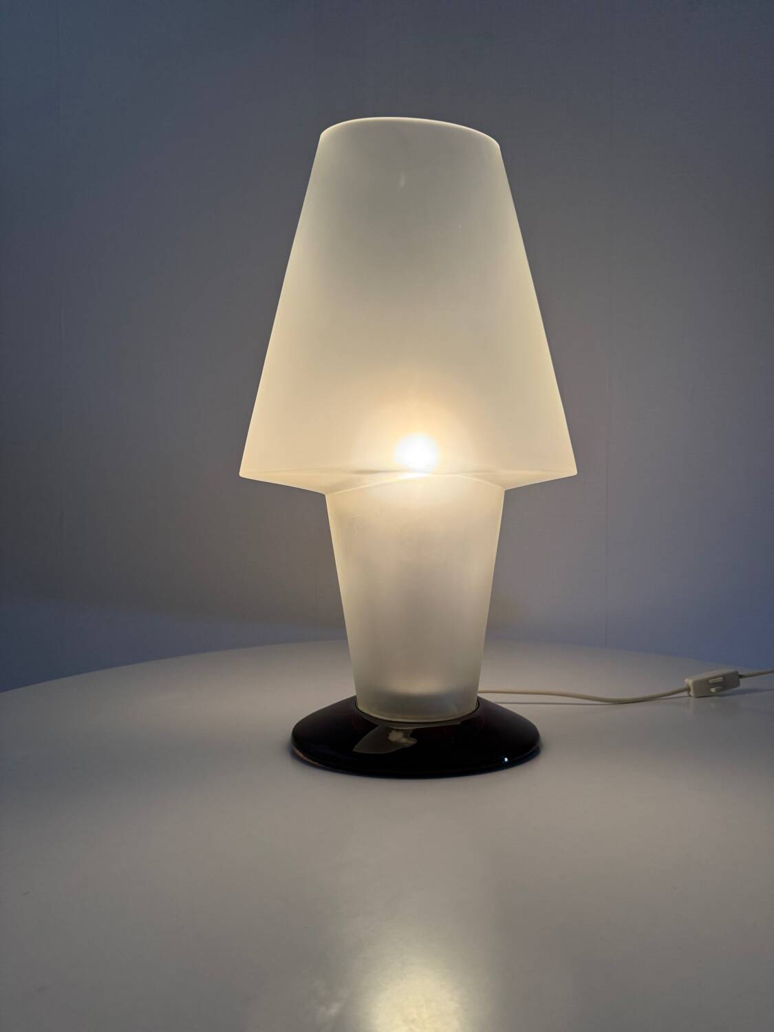 Murano glass table lamp attributed to Mazzega - vintage - 1980s.
