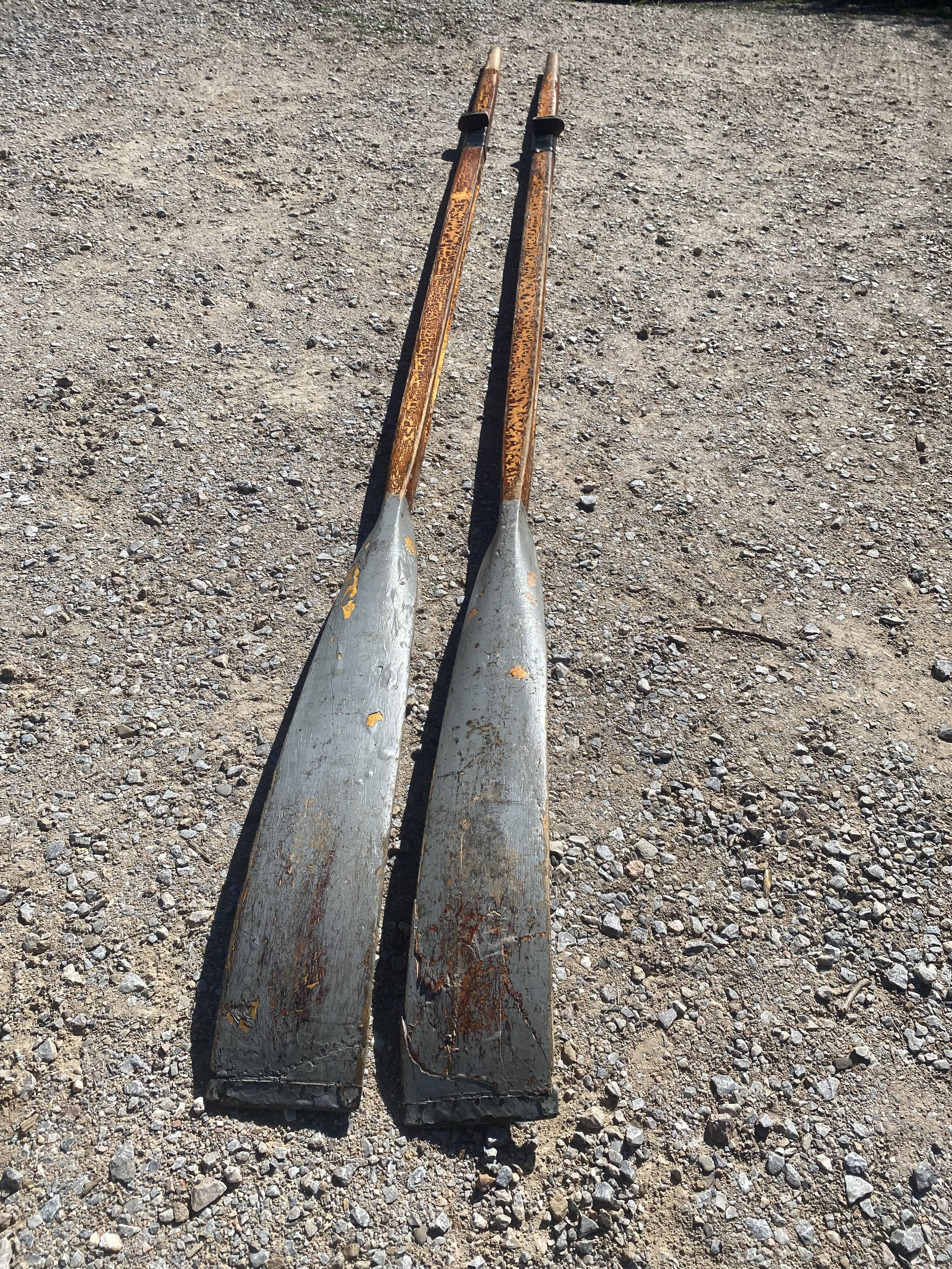 Pair of rowing oars early 20th century, L360cm