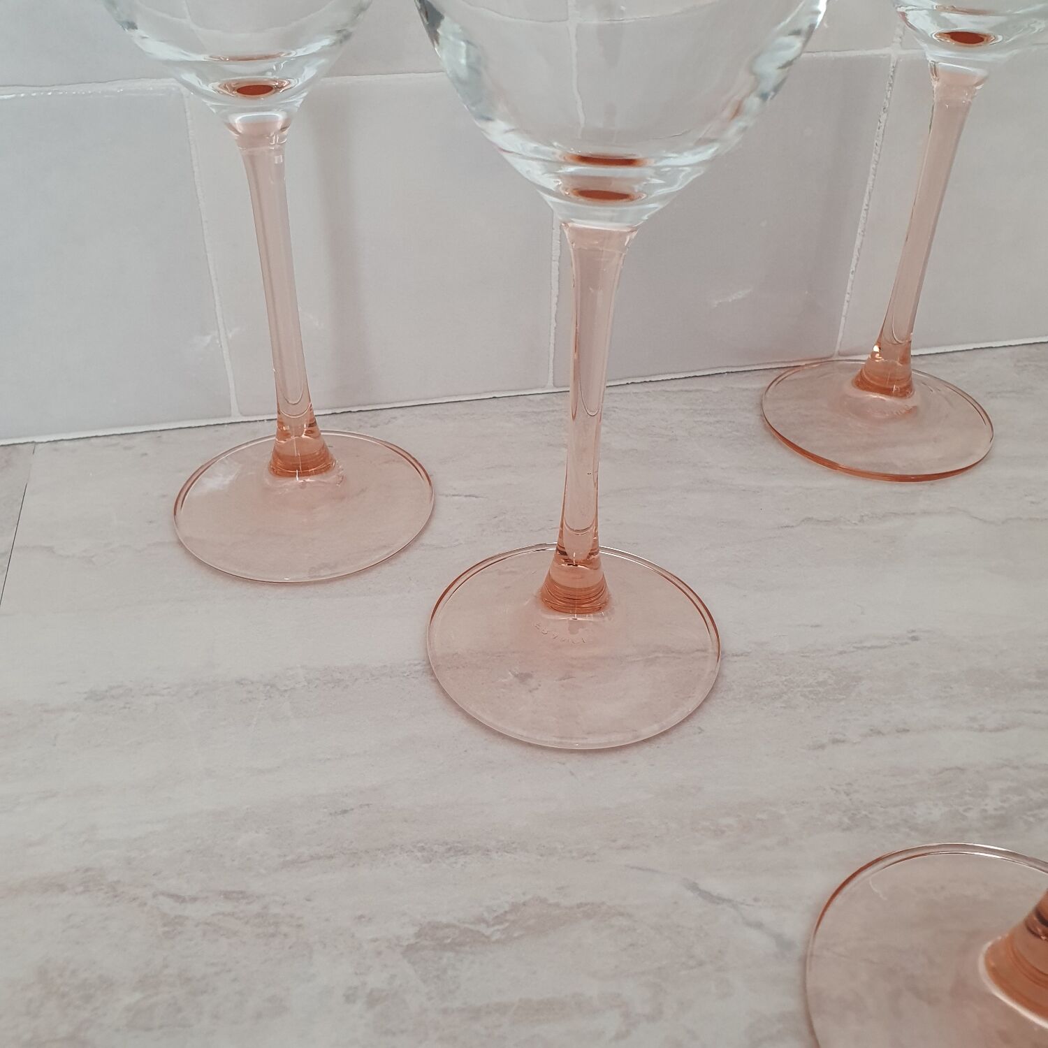8 Pink Stem Wine/Water Glasses